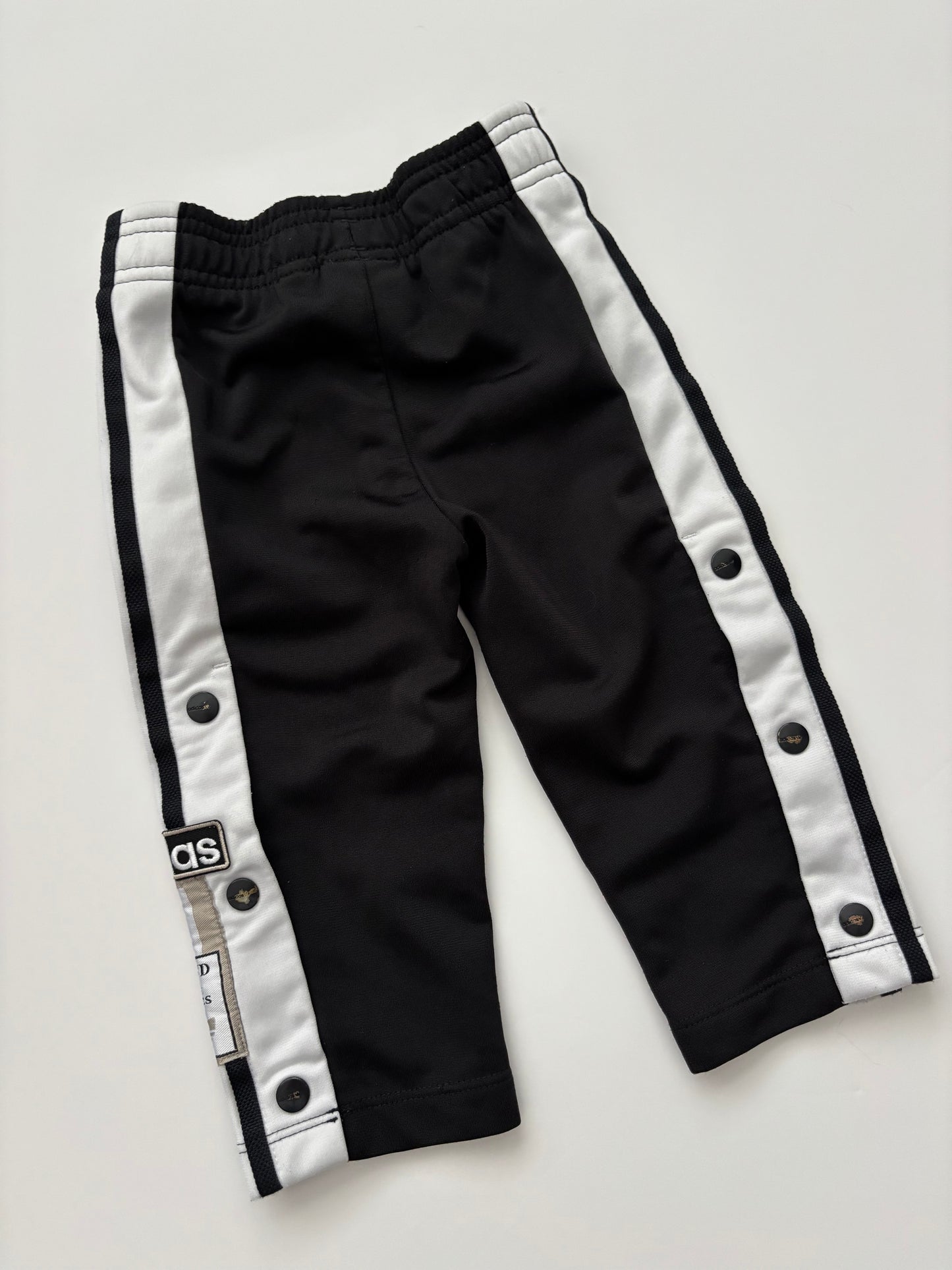 Vintage Adidas Poppers Age 9-12 Months